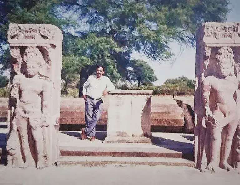 The pillars of Sondhini, 1993 and me.😊